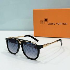 Picture of LV Sunglasses _SKUfw57303545fw